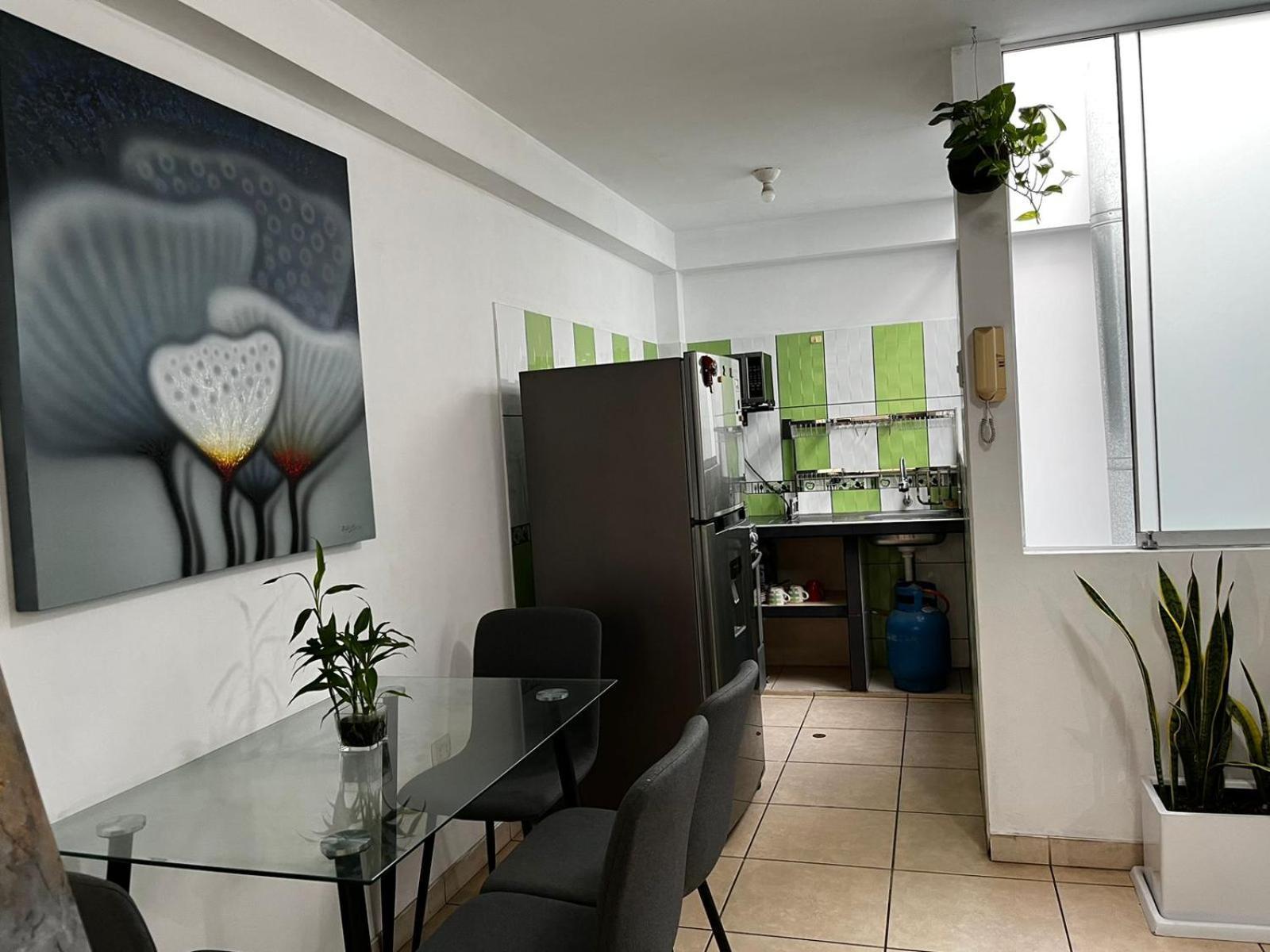 Sumaq Airport Apartment Лима Екстериор снимка