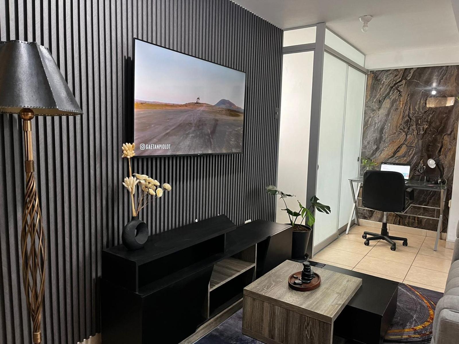 Sumaq Airport Apartment Лима Екстериор снимка