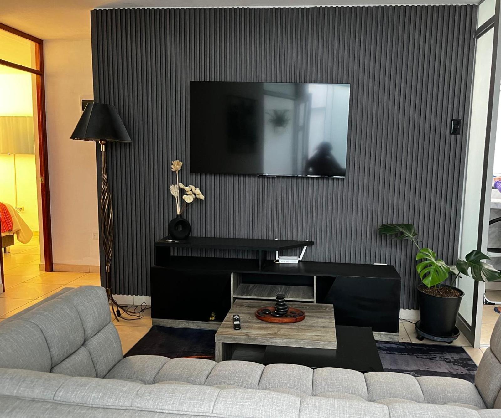 Sumaq Airport Apartment Лима Екстериор снимка